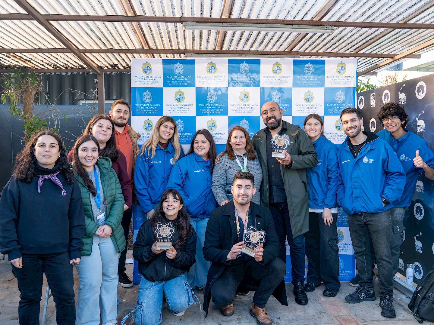 Facultad de Química y de Farmacia UC acercó la ciencia a la comunidad de Santo Domingo durante CIENCIACON 2026
